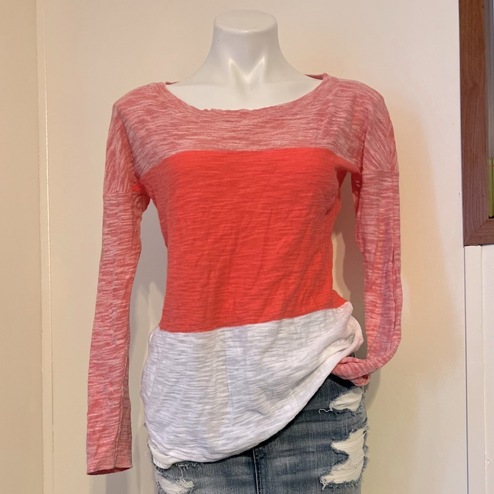 🔹3/$20 SALE Express Colorblock lightweight sweater medium